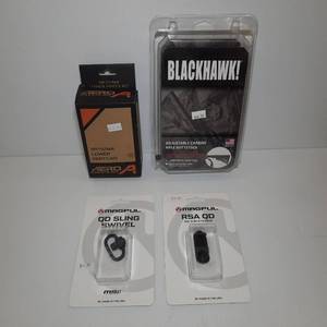 lot 834 image: Gun Accessories for AR155M4