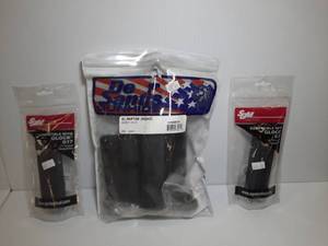 lot 865 image: (2) SGM Tactical Glock Compatible 17 Round Mag and DeSantis Gunhide SL Raptor (right) Holster
