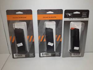 lot 1033 image: (3) GLOCK Magazines G19  9X19, 15RD and  G43X  G48B9X19, 10 RD