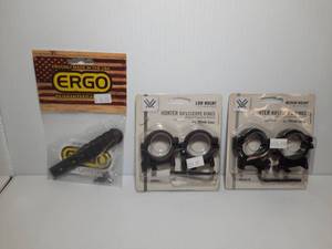 lot 1059 image: (3) Rifle Accessories ERGO 5-Slot Extended Key and Vortex Hunter Rifle Rings