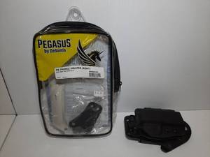lot 1273 image: Pegasus by DeSantis Style D94 Paddle Holster Right. S&W M&P .380 Shield EZ