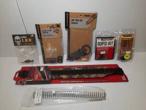 lot 1399 image: (7) Firearm Accessories Magpul, Ergo, Doublestar, Allen