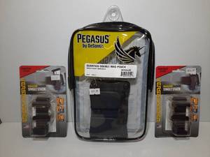 lot 1420 image: (3) Firearm Accessories Pegasus Quantico Double Mag Pouch (2) VersaCarrier Magazine Carrier, Single Stack, .40 S&W