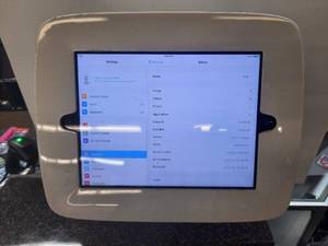 lot 1472 image: POS Tablet Stand
