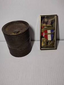 lot 1550 image: Vintage NRA Medals and Dupont Gun Powder Tin Can