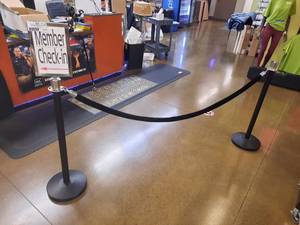 lot 1517 image: Crowd Control Stanchions with Black Velvet Rope.