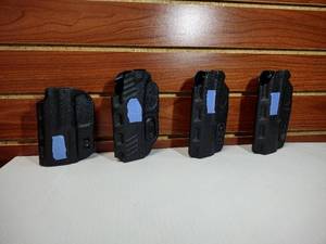 lot 1581 image: 4 Gun Holsters