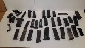 lot 1622 image: Large lot of Magazines,, inspect for details.