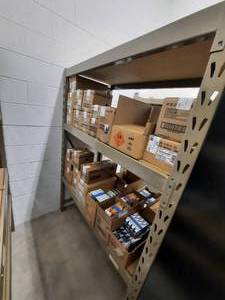 lot 1639 image: Xtreme steel component shelving rack. 3 shelves