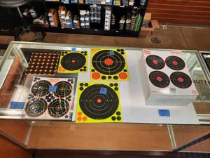 lot 1695 image: Targets Splatter Shot Birchwood Shoot NC 6 Inch Glow Shot 8 Circle Glow Shot 4-on-1