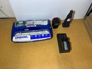 lot 1707 image: Dremel related tools Dremel MultiPro Cordless Model 770 ChargerAll-purpose Accessory Kit