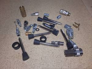 lot 1734 image: Air Compressor Parts