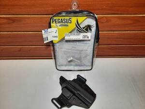 lot 1049 image: Pegasus by DeSantis Holster Veiled Partner RIGHT, Springfield Echelon
