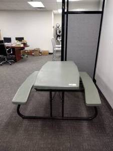 lot 1810 image: Lifetime Picnic Table