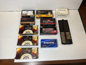lot 1566 image: Ammunition 40 S&ampW Sig .45 Auto 9mm Luger 38-357 Mag
