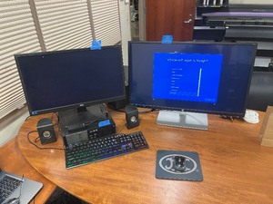 lot 1943 image: (8) Technology Equipment Dell Optiflex 990, i5 AOC Monitor, HP 32S Display (2) Philips Speakers.