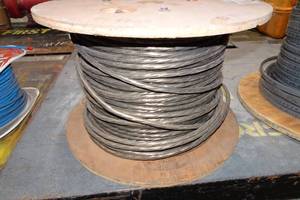 lot 26 image: Spool with Belden 22 AWG 1PR Stranded (19x34) Plenum Twinaxial Cable