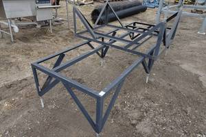 lot 67 image: 2 Adjustable Height Stands