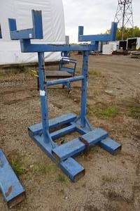lot 71 image: Adjustable Material Rack with Fork Pockets