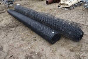 lot 74 image: 2 Rolls of Soil Retainer - 13 Long