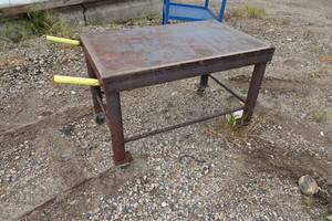 lot 86 image: Heavy Duty Metal Cart