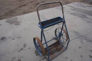 lot 55 image: Metal Wheel Oxy-Acetylene Welding Cart