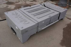 lot 52 image: Hard Shell Shipping Container - Flat Rectangle