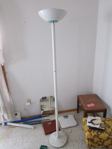 Pedestal Lamp