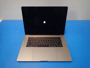 Apple&nbspMacBookPro15,1 A1990 MR932LLA &nbspINTEL(R) CORE(TM) I7-8750H CPU  2.20GHZ  16GB LPDDR4 RAM  251GB SSD  15.4 screen with 3360 x 2100 Resolution  Includes IOS  No charger