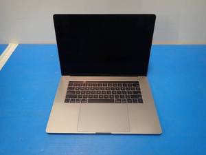 Apple&nbspMacBookPro14,3 A1707 MPTR2LLA &nbspINTEL(R) CORE(TM) I7-7700HQ CPU  2.80GHZ  16GB LPDDR3 SDRAM  251GB SSD  15.4 screen with 3360 x 2100 Resolution  Includes IOS  No charger