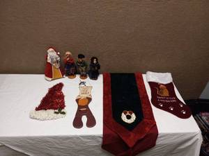ASSORTED CHRISTMAS ITEMS