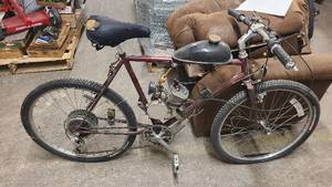 lot 5 image: Vintage Gas Engine Powered Schwinn Mirada