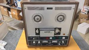 lot 29 image: Sony Corporation TC-651 Stereo Tapecorder