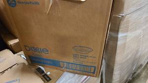 lot 51 image: Dixie Brand Box of Light-Weight 12oz Paper Bowls