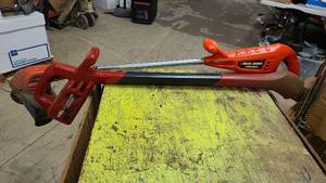 lot 94 image: 2 Cordless Weed Whackers