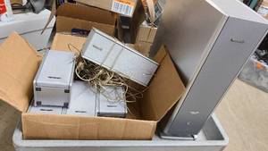 lot 100 image: Used Panasonic Stereo Speaker Setup