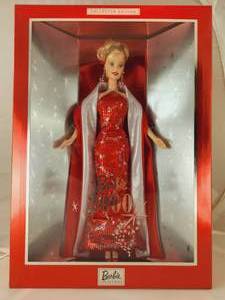 lot 24 image: NIB 2000 Barbie