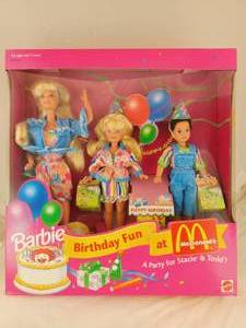 lot 45 image: NIB Pizza Party Skipper Barbie