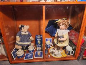 lot 125 image: Morton Salt Advertising Toys Lot