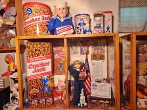 lot 130 image: Cracker Jack Advertising Toys Lot