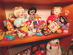 lot 139 image: McDonalds Advertising Toys#3 Lot