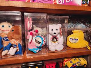 lot 149 image: Plush Toy Lot