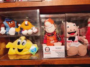 lot 150 image: Branded Plush Toy Lot