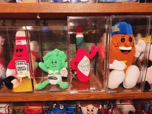 lot 151 image: Plush Toy Lot