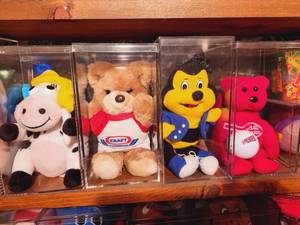 lot 152 image: Branded Plush Toy Lot