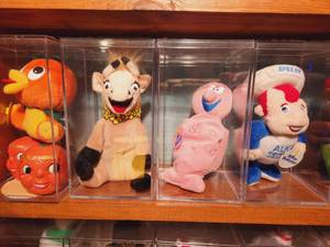 lot 154 image: Branded Plush Toy Lot