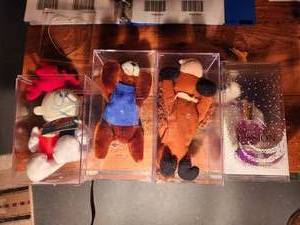 lot 163 image: Branded Plush Toy Lot