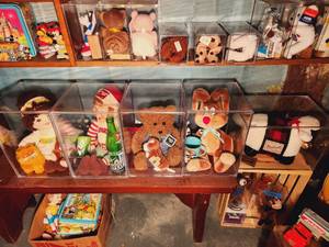 lot 164 image: Large Branded Plush Toy Lot