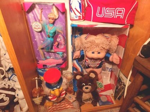 lot 181 image: Olympic Advertising Toys and Collectibles