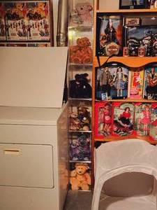 lot 204 image: 6 Ty Plush Toys